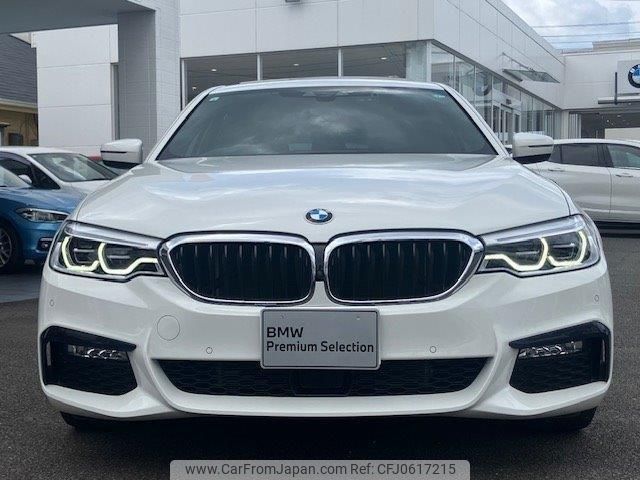 bmw 5-series 2019 quick_quick_JA20P_WBAJA92050BN71634 image 2