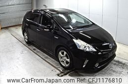 toyota prius-α 2014 CFJ1176810