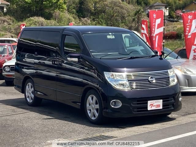 nissan elgrand 2010 GOO_JP_700040018730230411003 image 2