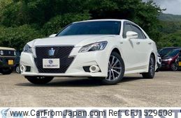 toyota crown-hybrid 2015 CFJ1529508