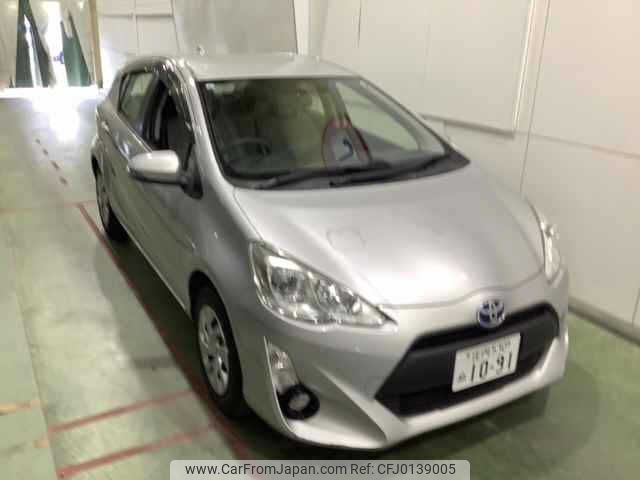 toyota aqua 2015 -TOYOTA 【庄内 530ﾇ1091】--AQUA NHP10--2403661---TOYOTA 【庄内 530ﾇ1091】--AQUA NHP10--2403661- image 1