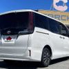 toyota esquire 2020 504928-931810 image 2