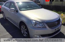toyota crown-majesta 2011 CFJ1656970