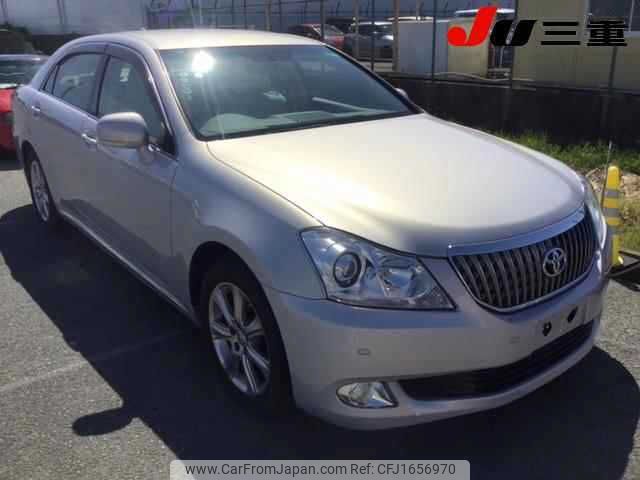 toyota crown-majesta 2011 CFJ1656970 image 1