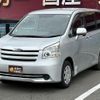 toyota noah 2009 CFJ1579291 image 1