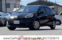 toyota aqua 2018 CFJ1529615