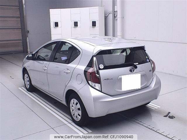 toyota aqua 2016 -TOYOTA 【岐阜 504ﾃ2131】--AQUA NHP10-2555805---TOYOTA 【岐阜 504ﾃ2131】--AQUA NHP10-2555805- image 2