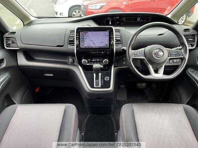 nissan serena 2017 504928-930308 image 1