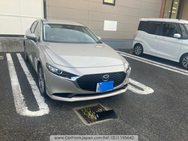 mazda mazda3 2025 CFJ1195642 image 2