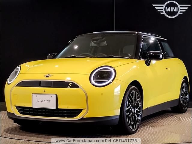 mini mini-others 2024 quick_quick_ZAA-22GC32_WMW22GC080TA26657 image 1
