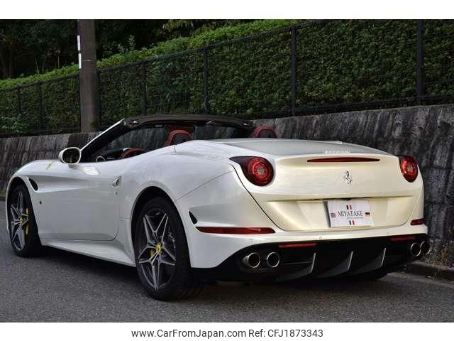 ferrari california 2015 CFJ1873343 image 2