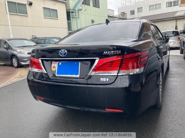 toyota crown-majesta 2017 CFJ1864836 image 2