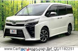 toyota voxy 2020 quick_quick_ZRR80W_ZRR80-0634817