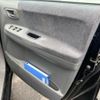 toyota voxy 2005 -TOYOTA--Voxy CBA-AZR65G--AZR65-0109215---TOYOTA--Voxy CBA-AZR65G--AZR65-0109215- image 13