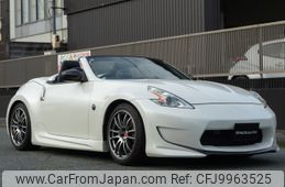 car_a6bdfe65-4130-422b-8c9f-