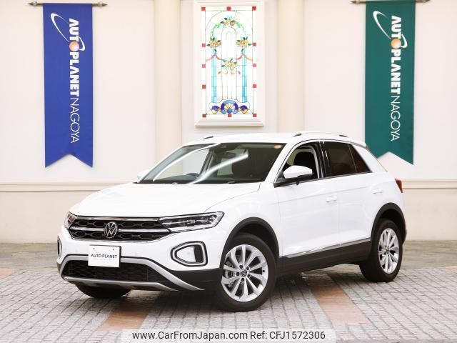 volkswagen t-roc 2023 CFJ1572306 image 1