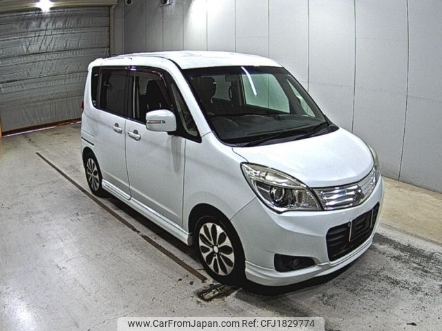 mitsubishi delica-d2 2014 CFJ1829774 image 1