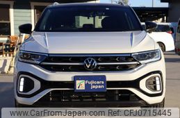 volkswagen t-roc 2023 GOO_JP_700070848730250203001