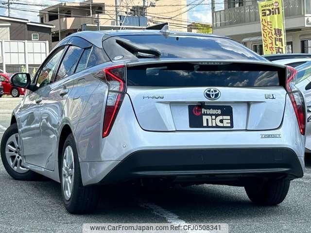 toyota prius 2018 quick_quick_DAA-ZVW50_ZVW50-6120634 image 2