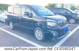 toyota voxy 2010 -TOYOTA--Voxy DBA-ZRR70W--ZRR70-0325235---TOYOTA--Voxy DBA-ZRR70W--ZRR70-0325235-