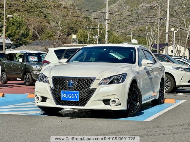 toyota crown 2014 -TOYOTA--Crown DAA-AWS210--AWS210-6063750---TOYOTA--Crown DAA-AWS210--AWS210-6063750- image 1