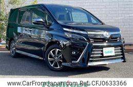 toyota voxy 2018 -TOYOTA--Voxy DBA-ZRR80W--ZRR80-0427689---TOYOTA--Voxy DBA-ZRR80W--ZRR80-0427689-