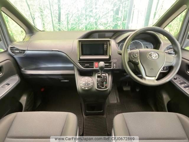 toyota voxy 2016 -TOYOTA--Voxy DBA-ZRR80G--ZRR80-0281796---TOYOTA--Voxy DBA-ZRR80G--ZRR80-0281796- image 2