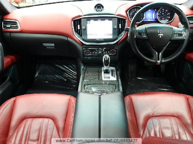 maserati maserati-others 2014 quick_quick_ABA-MG30A_ZAMRS57C001096066 image 2