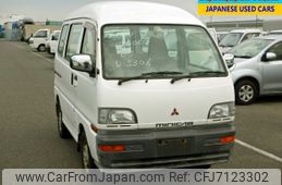 mitsubishi-minicab-van-1997-1200-car_a6e8cd04-baac-4802-ae8d-7af50954575b