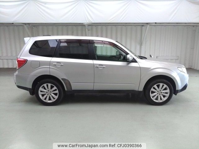 subaru forester 2011 ENHANCEAUTO_1_ea290122 image 2