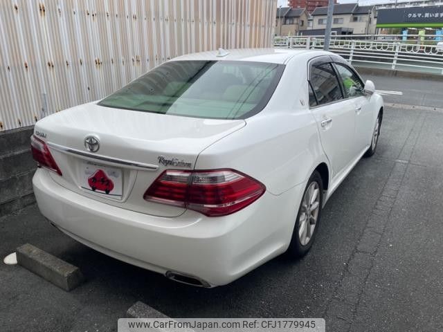 toyota crown 2012 CFJ1779945 image 2