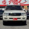 toyota land-cruiser-wagon 2002 -TOYOTA--Land Cruiser Wagon GF-UZJ100W--UZJ100-0136251---TOYOTA--Land Cruiser Wagon GF-UZJ100W--UZJ100-0136251- image 2