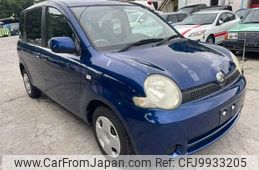 toyota sienta 2004 4356