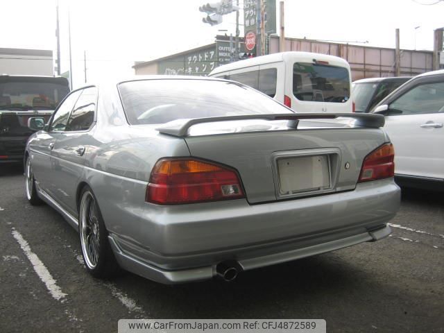 Nissan laurel 1997
