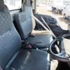 isuzu elf-truck 2005 CFJ1620349 image 12