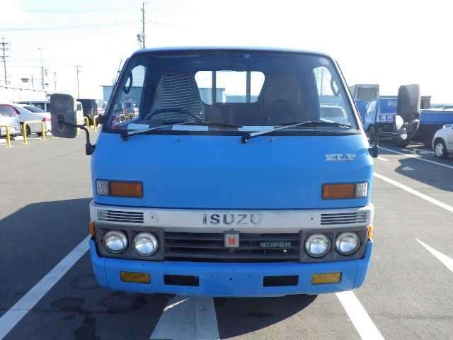 isuzu elf-truck 1982 171228132553 image 2