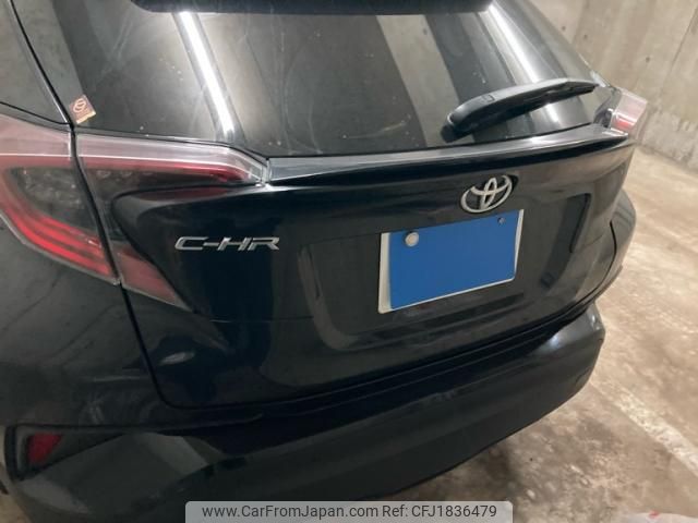 toyota c-hr 2018 CFJ1836479 image 2