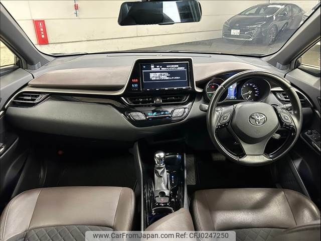 toyota c-hr 2017 -TOYOTA--C-HR DAA-ZYX10--ZYX10-2092943---TOYOTA--C-HR DAA-ZYX10--ZYX10-2092943- image 2