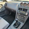 nissan skyline 2000 1300051 image 38
