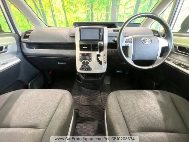 toyota noah 2013 -TOYOTA--Noah DBA-ZRR70G--ZRR70-0540884---TOYOTA--Noah DBA-ZRR70G--ZRR70-0540884- image 2