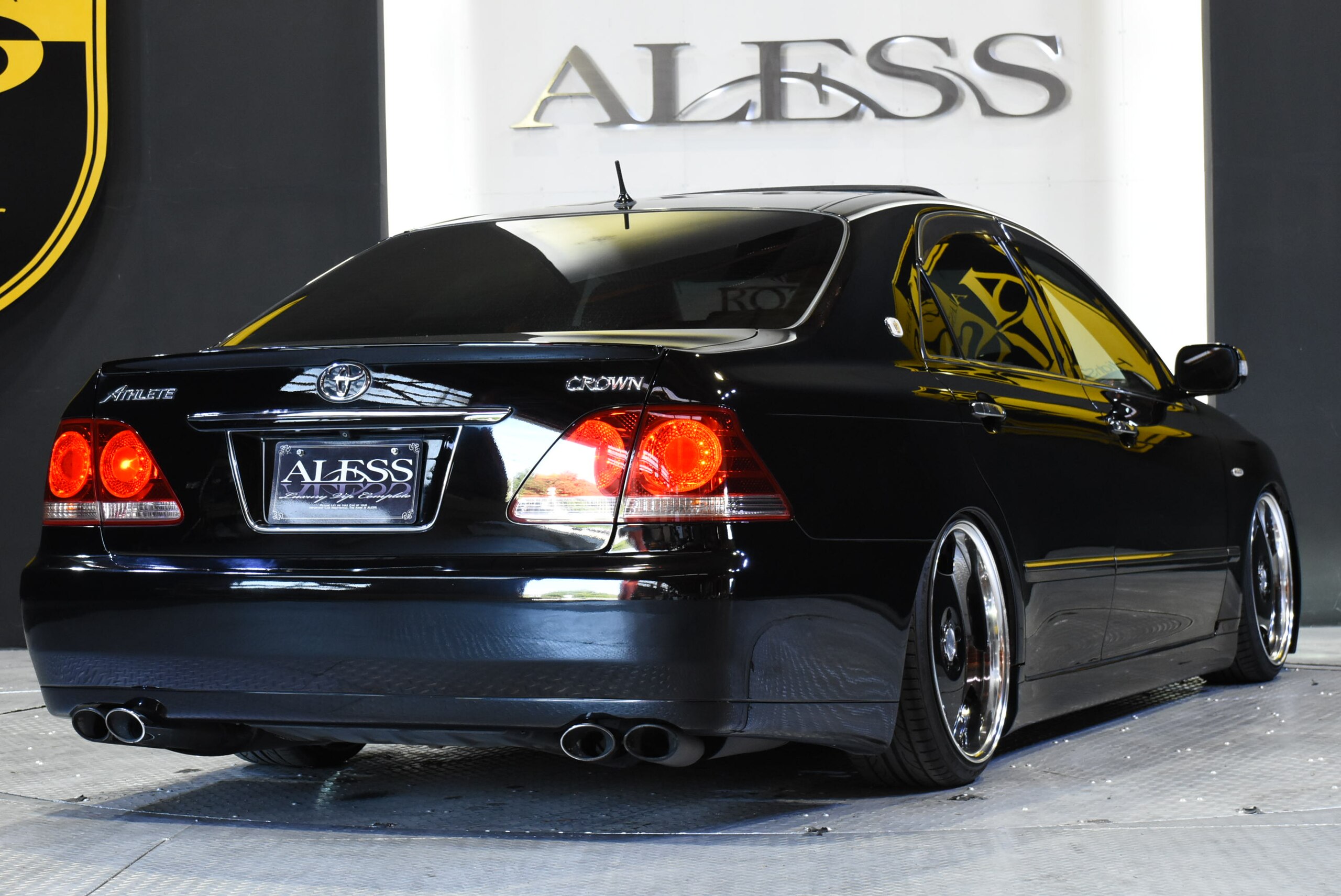 2006 Toyota Crown Athlete Series 2WD - Car Price $7,133