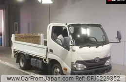 toyota dyna-truck 2016 -TOYOTA--Dyna XZU605-0013570---TOYOTA--Dyna XZU605-0013570-