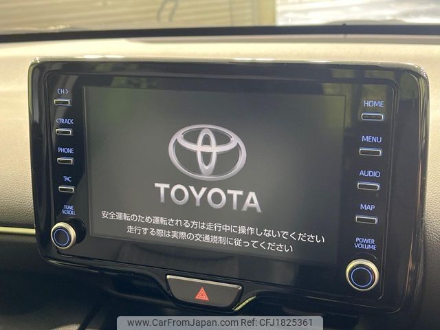 toyota yaris-cross 2022 CFJ1825361 image 2