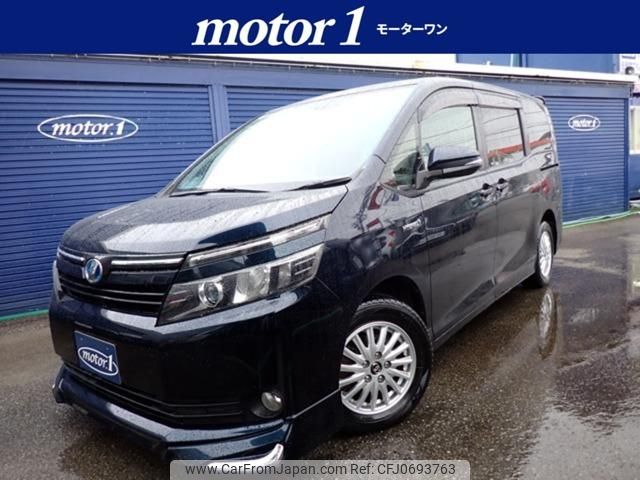 toyota voxy 2014 GOO_JP_700116120430250128001 image 1