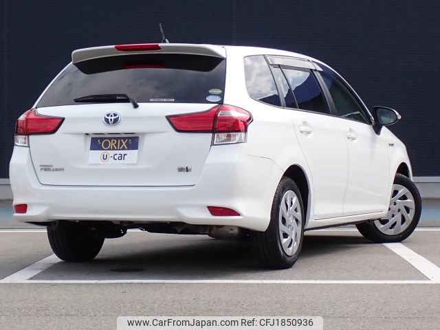 toyota corolla-fielder 2018 CFJ1850936 image 2