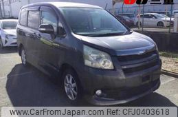 toyota noah 2009 -TOYOTA--Noah ZRR70W--0241192---TOYOTA--Noah ZRR70W--0241192-