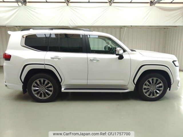 toyota land-cruiser 2024 CFJ1757700 image 2