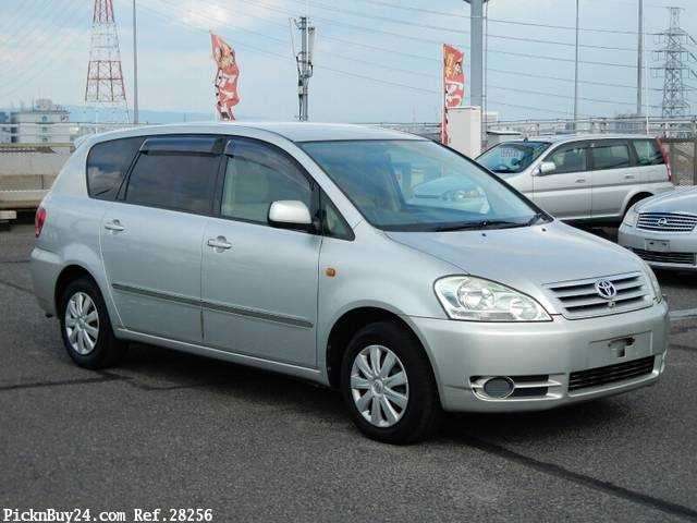 toyota ipsum 2003 CFJ0218325 image 1