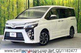 toyota voxy 2018 quick_quick_ZRR80W_ZRR80-0432966