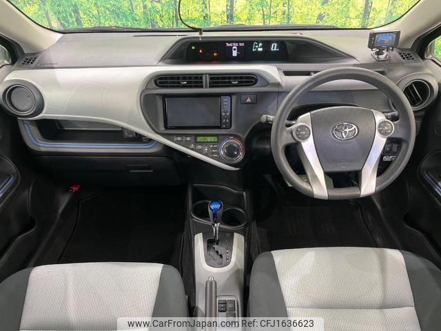 toyota aqua 2014 CFJ1636623 image 2